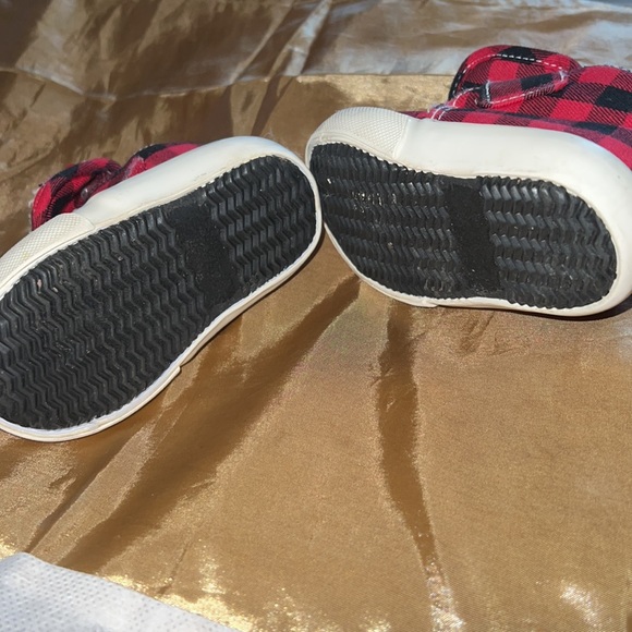 Elmo - Picture 5 of 6